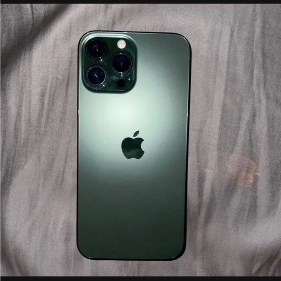 iPhone 13 plus 128 g